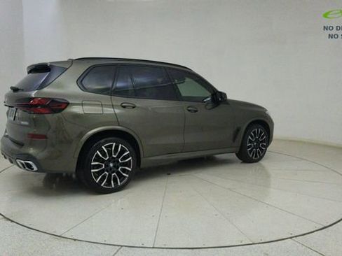Used 2025 BMW X5 M60i AWD/4WD image 74