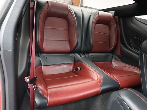 Used 2025 Ford Mustang GT Premium RWD image 40