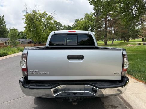 Used 2013 Toyota Tacoma 4x4 Double Cab w/ TRD Off-Road Pkg image 4