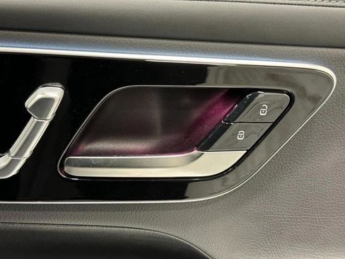 Certified 2025 Mercedes-Benz GLC 300 300 image 21