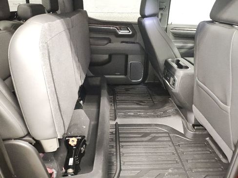 New 2026 GMC Sierra 1500 SLT AWD/4WD image 13