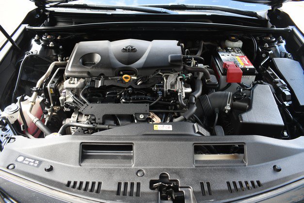 Certified 2018 Toyota Camry SE FWD image 29