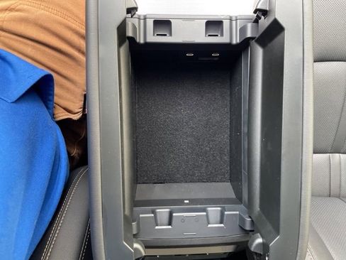 Used 2025 MAZDA CX-90 3.3 Turbo w/ Preferred Package image 11