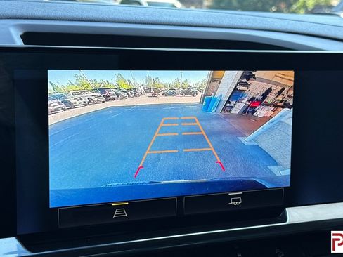Certified 2025 Chevrolet Silverado 1500 LT AWD/4WD image 22