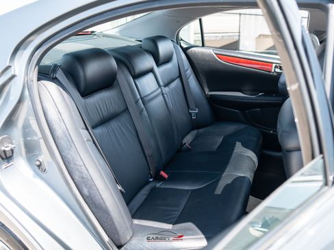 Used 2006 Lexus ES 330 w/ Preferred Accessory Pkg FWD image 18