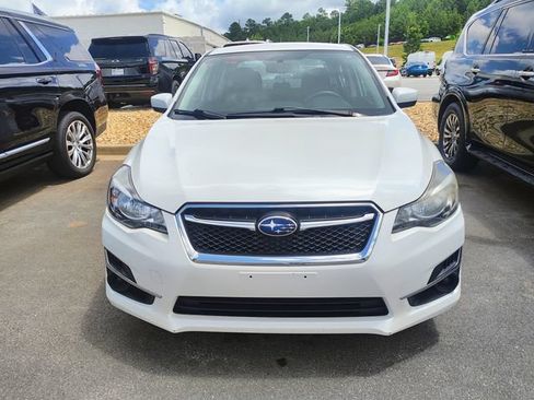 Used 2016 Subaru Impreza 2.0i Premium AWD/4WD image 2