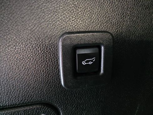 Used 2017 Ford Expedition EL Limited image 22