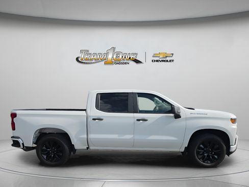 Used 2021 Chevrolet Silverado 1500 Custom RWD image 9