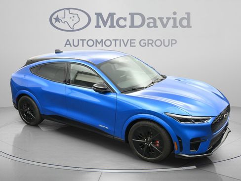 Used 2025 Ford Mustang Mach-E GT AWD/4WD image 32