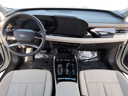 Certified 2025 Audi Q6 e-tron Premium w/ Convenience Package image 9