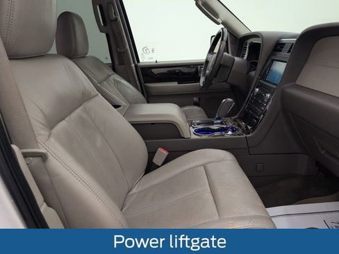 Used 2015 Lincoln Navigator L 2WD image 15