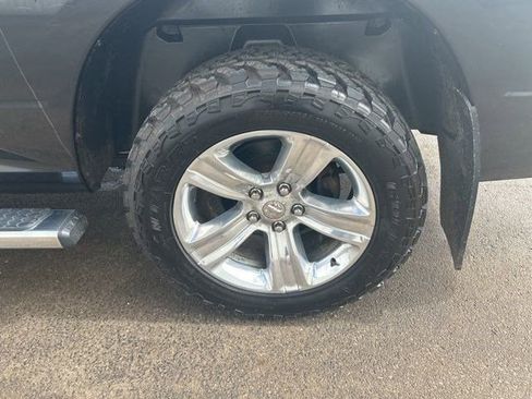 Used 2017 RAM 1500 Classic SLT w/ SLT Plus D￩cor Group AWD/4WD image 46