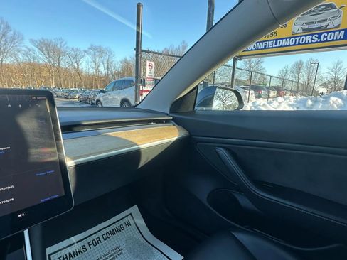 Used 2018 Tesla Model 3 Long Range image 14