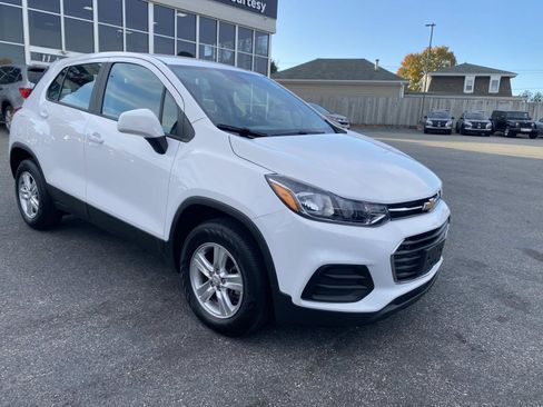 Used 2019 Chevrolet Trax LS image 8