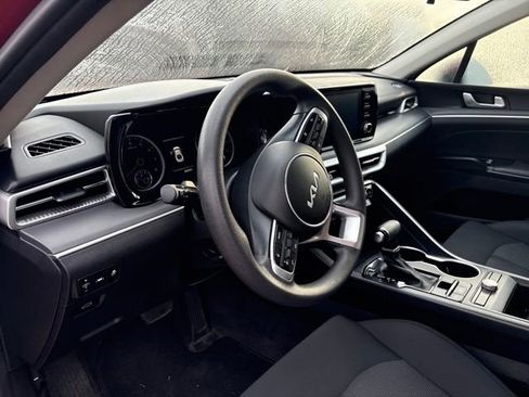 Used 2023 Kia K5 LXS image 8