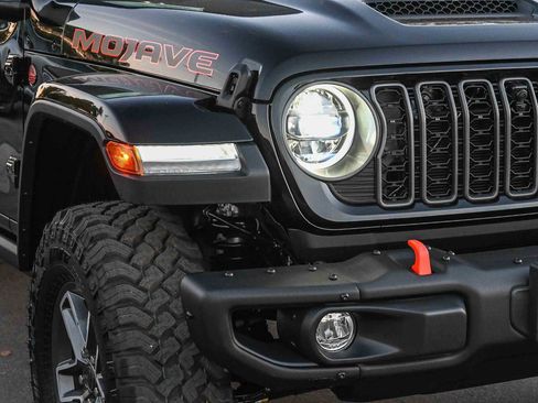 New 2026 Jeep Gladiator Mojave image 12