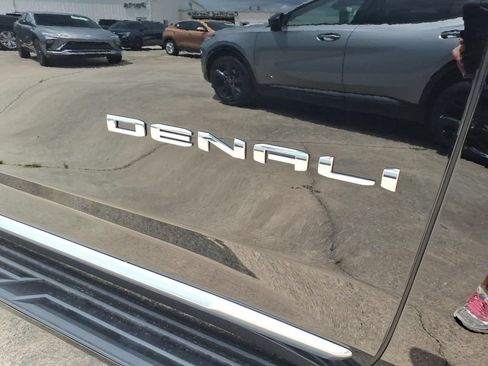 New 2026 GMC Yukon Denali w/ Advanced Technology Package AWD/4WD image 10