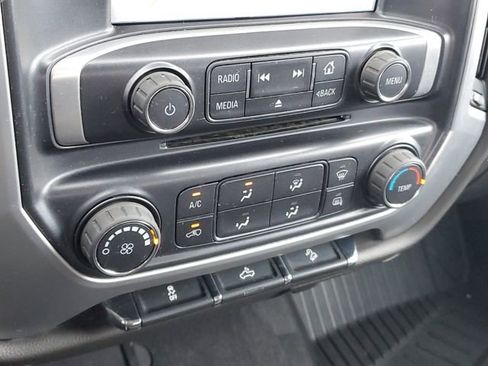 Used 2018 GMC Sierra 1500 SLE image 25