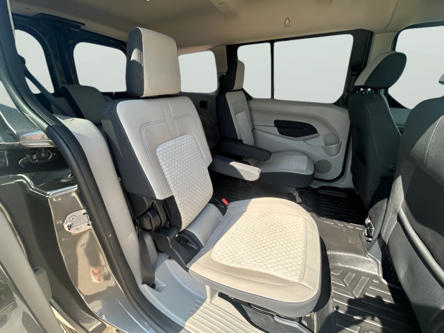 Used 2019 Ford Transit Connect XLT FWD image 15