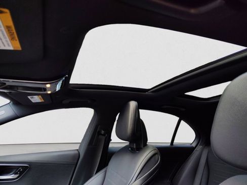 Used 2024 Mercedes-Benz C 300 4MATIC Sedan image 13