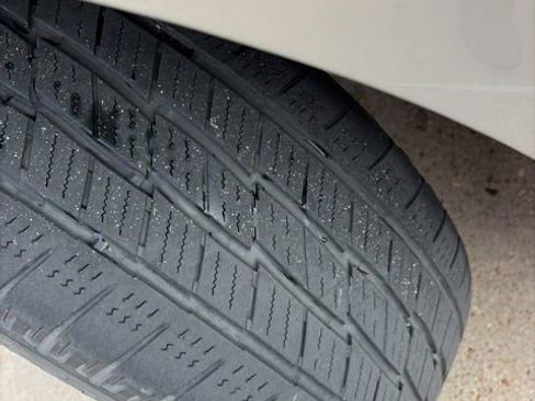 Used 2023 Ford Expedition XLT RWD image 7