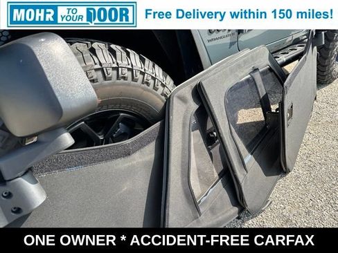 Used 2025 Jeep Wrangler Sport AWD/4WD image 43
