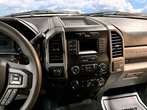 Used 2019 Ford F350 XL w/ Power Equipment Group image 9