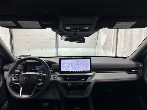 Used 2025 Ford Explorer ST-Line AWD/4WD image 41