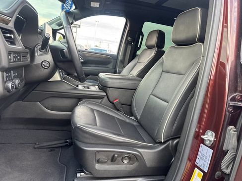 Used 2023 Chevrolet Tahoe Premier AWD/4WD image 18