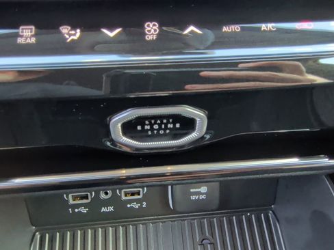 New 2026 Jeep Grand Cherokee L 2WD image 22