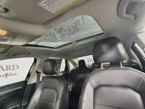 Used 2023 Volkswagen Jetta SE FWD image 25