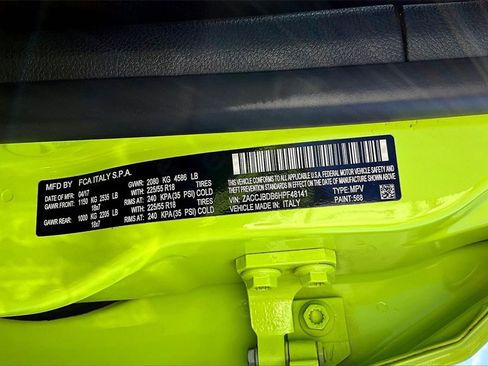 Used 2017 Jeep Renegade Limited image 34