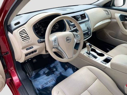 Used 2017 Nissan Altima 2.5 SL w/ Moonroof Package image 15