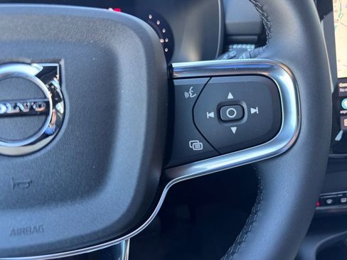 New 2026 Volvo EX40 Ultra image 15