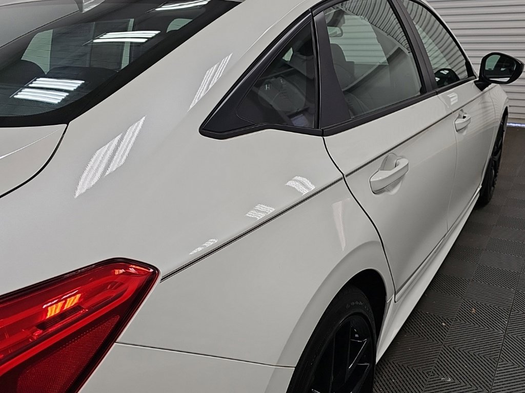 Used 2023 Honda Civic Sport image 10