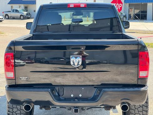 Used 2013 RAM 1500 Express RWD image 5