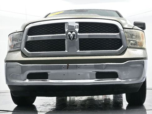 Used 2021 RAM 1500 Classic SLT image 40