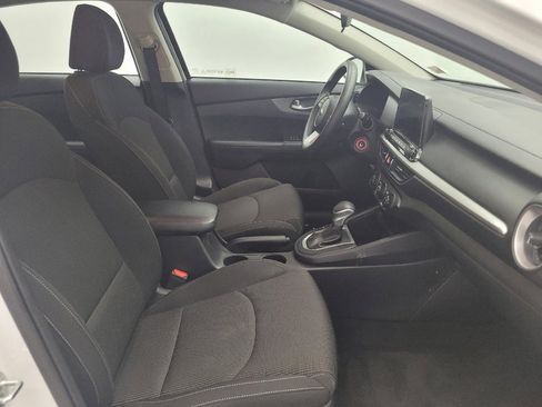 Used 2021 Kia Forte LXS image 21