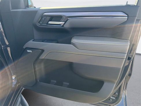 Used 2024 Chevrolet Silverado 1500 ZR2 w/ Technology Package image 21