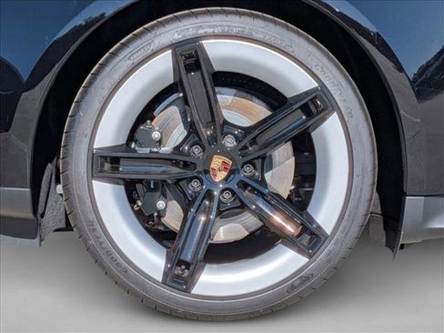 New 2025 Porsche Taycan GTS image 27