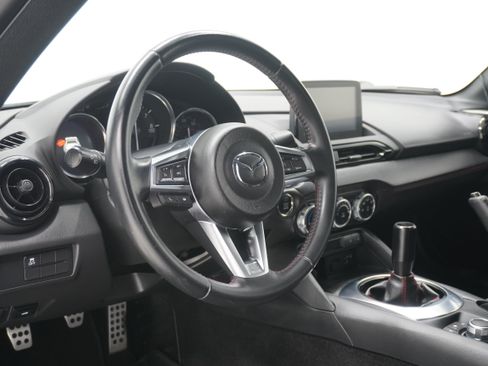 Used 2019 MAZDA MX-5 Miata RF Club w/ Brembo/BBS Recaro Package RWD image 13