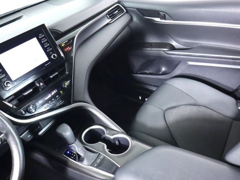 Used 2023 Toyota Camry LE w/ Convenience Package image 32