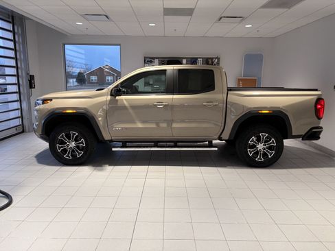 Used 2024 GMC Canyon AT4 w/ AT4 Premium Package image 2