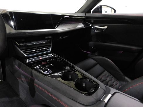 Used 2022 Audi RS e-tron GT AWD/4WD image 69