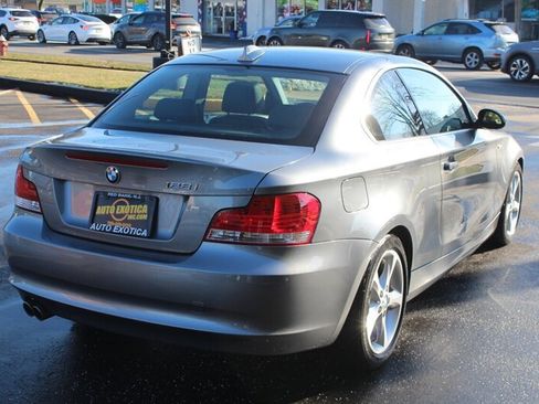 Used 2009 BMW 128i Coupe RWD image 3