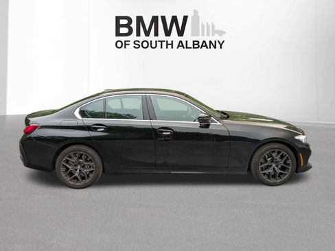 Used 2025 BMW 330i xDrive Sedan w/ Premium Package AWD/4WD image 2