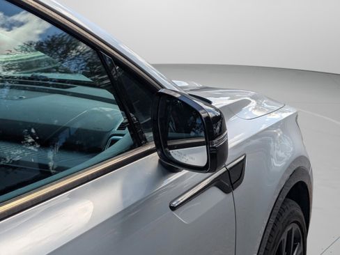 Certified 2022 Kia Sorento SX image 28