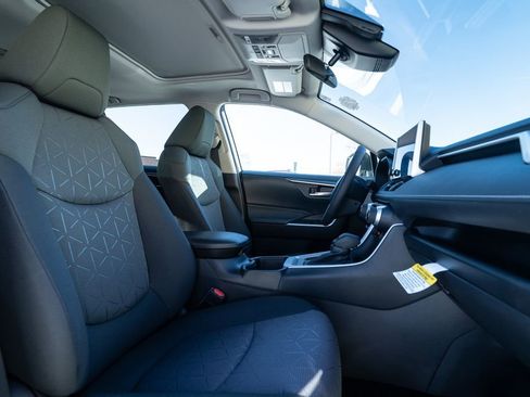 New 2025 Toyota RAV4 XLE w/ Convenience Package image 14