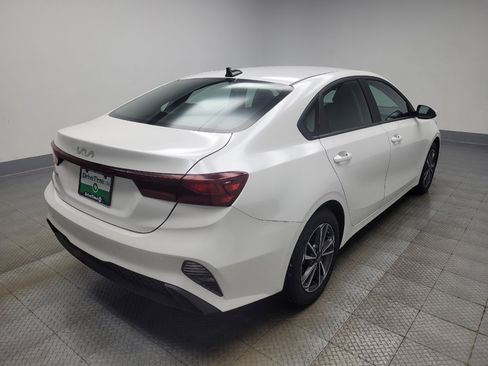 Used 2023 Kia Forte LXS image 9