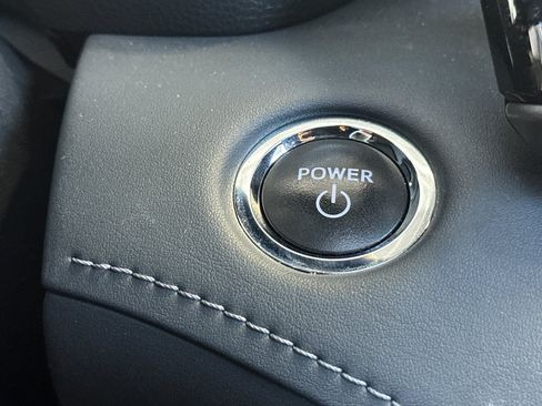 Used 2023 Toyota Highlander Limited AWD/4WD image 21